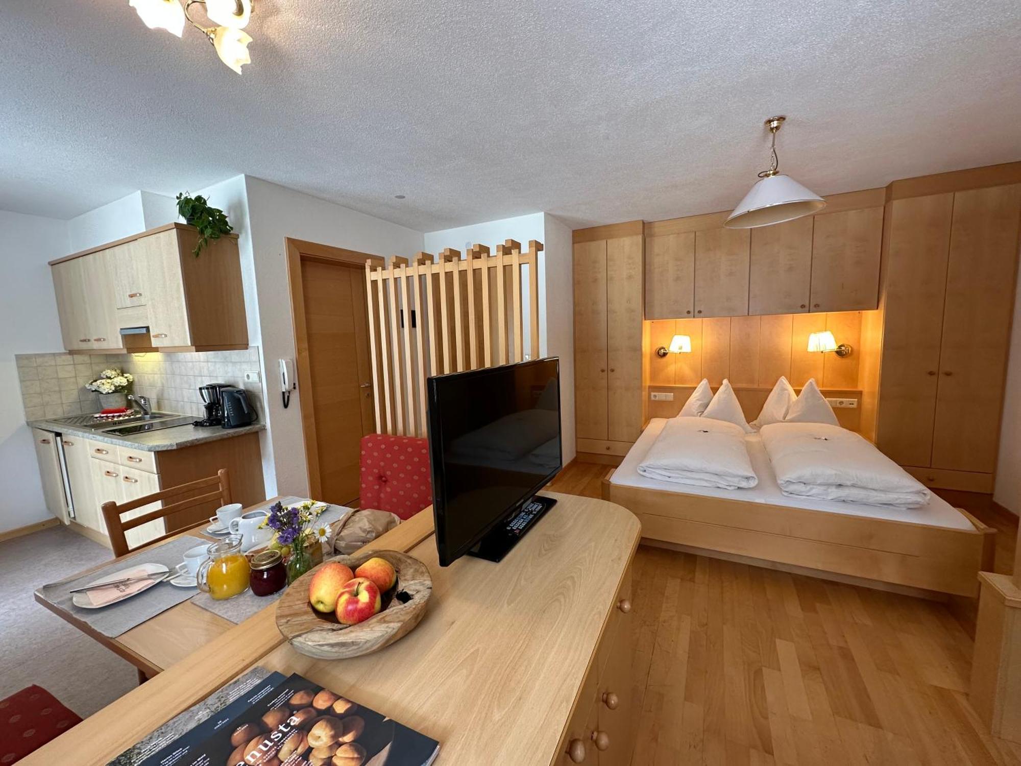 Residence Aster Solda Bagian luar foto