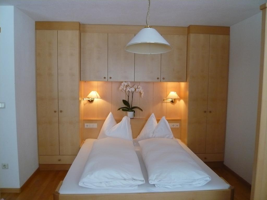 Residence Aster Solda Bagian luar foto