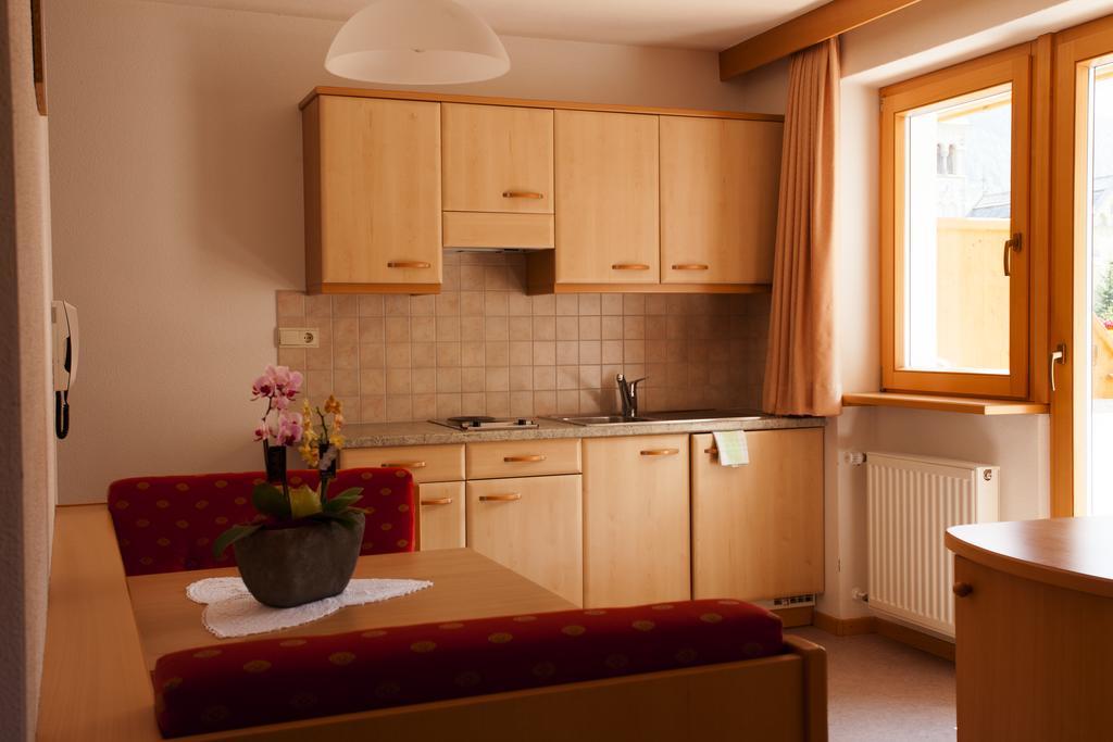 Residence Aster Solda Bagian luar foto